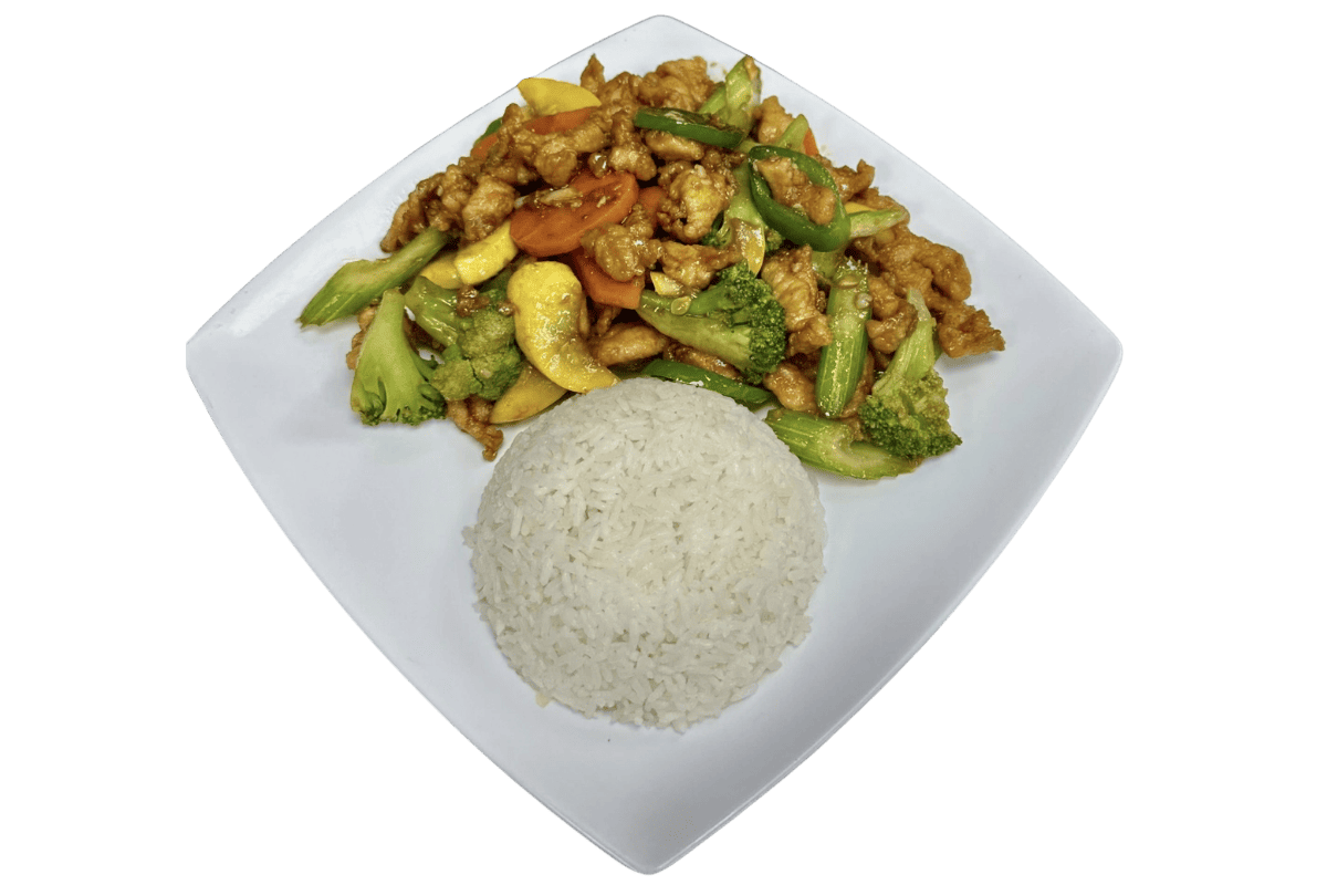 Stir-Fried Chicken with Broccoli and Vegetables